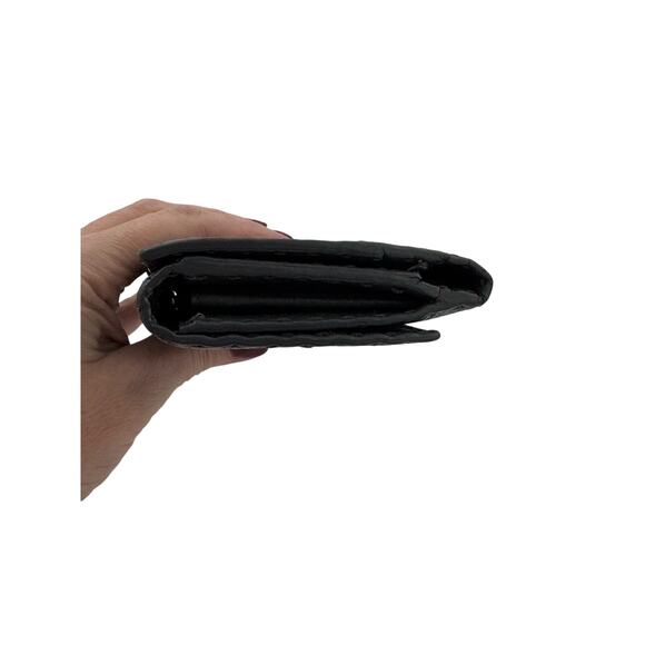 FENW42: Fendi Black Leather Turn-Lock Wallet - Picture 4 of 10